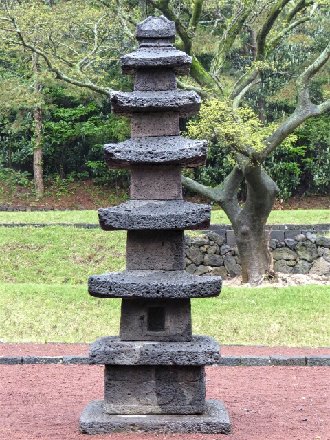 5 Storied Stone Pagoda, the only one on Jeju, built in 1300