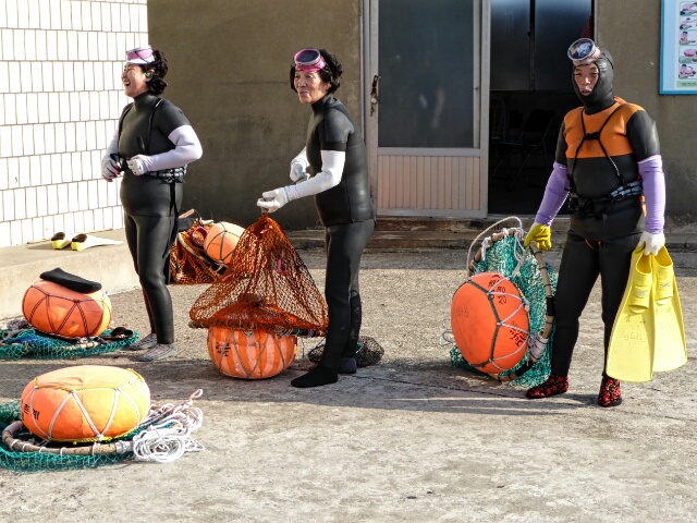 Haenyeo (Jeju lady divers) preparing to dive