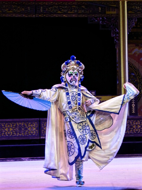 The famous Chengdu face-changing opera