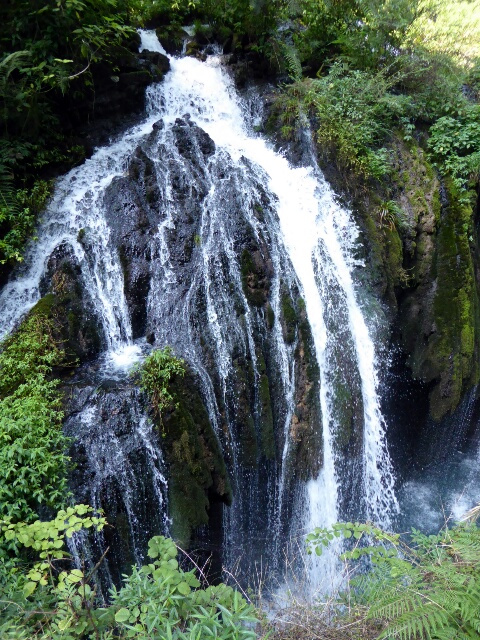 Waterfall in the Xiling Gorge area