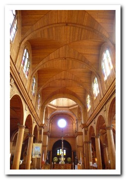 The wooden interior of Castro´s cathedral