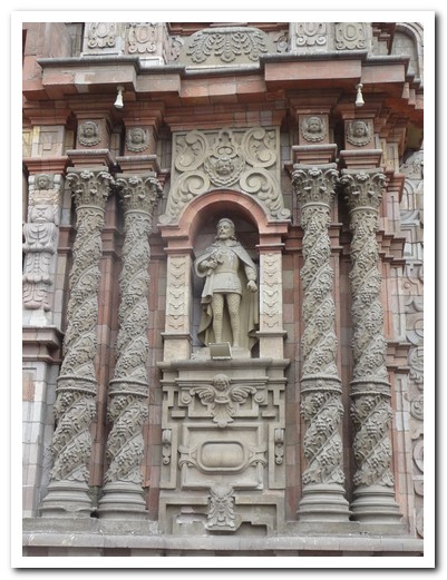 Detail of the entrance to the Iglesia de la Merced