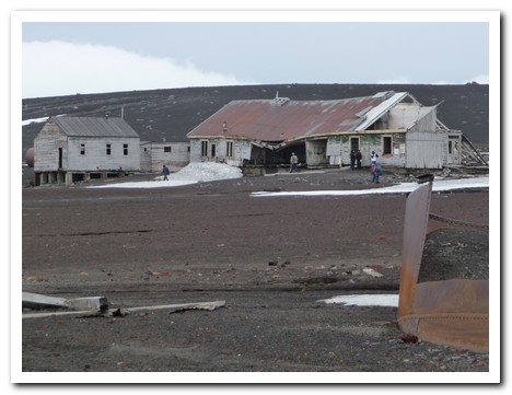 Whaler´s Bay was an old whaling port on Deception Island
